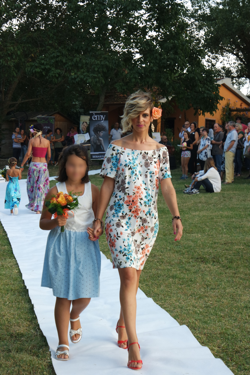 Collezione sartoriale modello Little Flowers